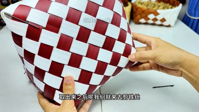 Handmade Rattan Basket Tutorial 新材料仿竹藤扁条藤编教程！ смотреть онлайн