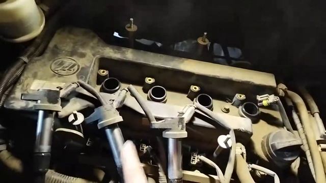 Замена свечей или катушек зажигания Лифан х60 смотреть онлайн