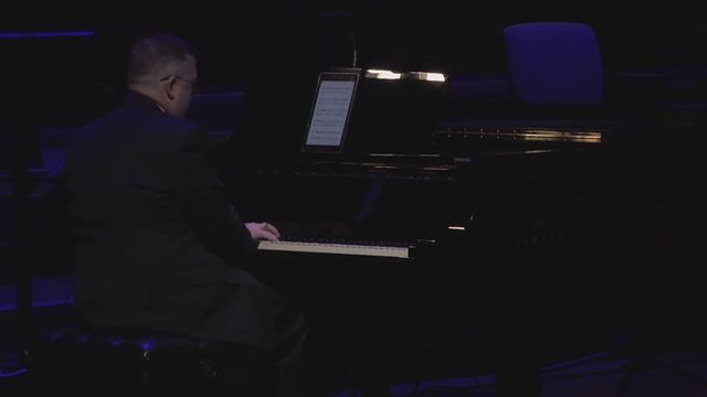 Piano Medley - How Great Thou Art & Majesty смотреть онлайн