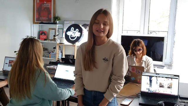 Таня. Реклама для студии смотреть онлайн