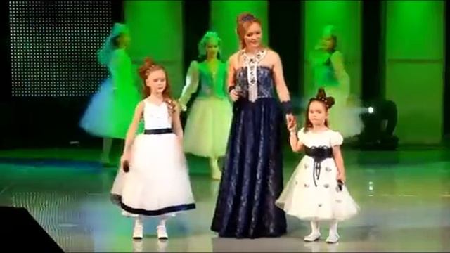 Лейсан Гимаева, Тансылу хэм Зифа - "Кояш гомере телим мин әнием сина" смотреть онлайн