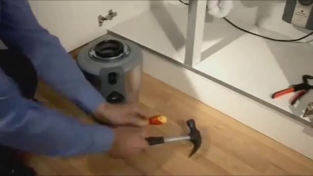 InSinkErator Установка  и монтаж диспоузера (измельчителя)