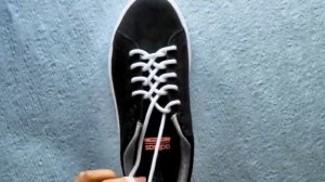 Как красиво завязать шнурки на кроссовках