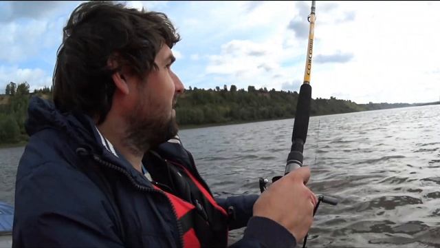 Рыбалка Троллингом на Оке / Yamaha 9.9(15) Казанка с булями / 3-е в лодке / ??? скорость смотреть онлайн