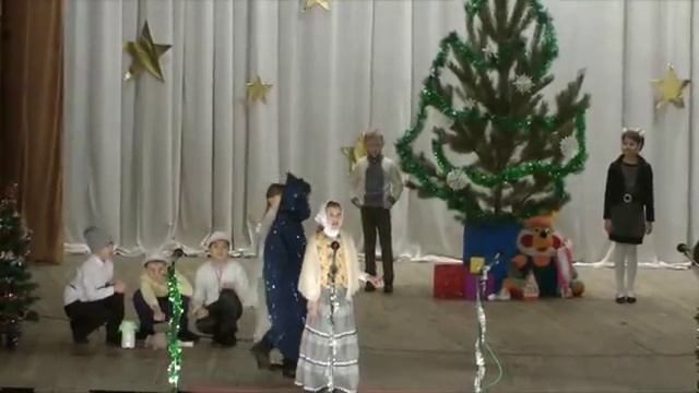 "ИГРАЕМ В НОВОГОДНИЕ СКАЗКИ".mp4 смотреть онлайн