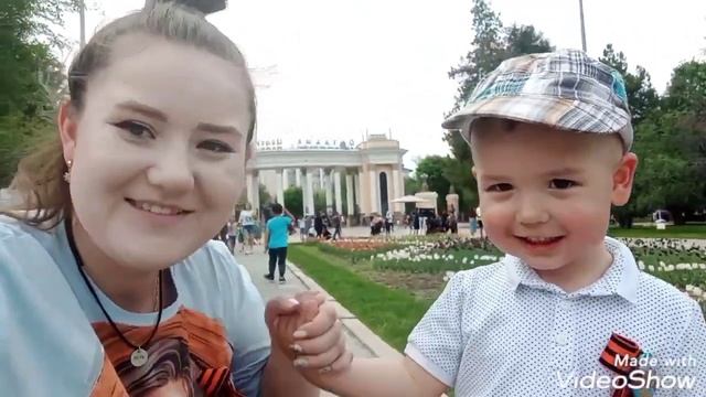 ПРАЗДНИК ПОБЕДЫ, В ПАРКЕ 28 ПАНФИЛОВЦЕВ,В ПАРКЕ ГОРЬКОГО.г.АЛМАТЫ. смотреть онлайн