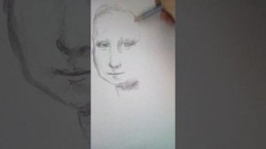 ПРОБУЮ РИСОВАТЬ КАРТИНУ "МОНА ЛИЗА"!