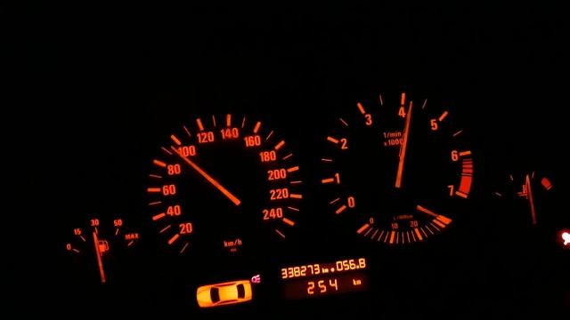 BMW "523" E39 Touring acceleration 3rd gear смотреть онлайн