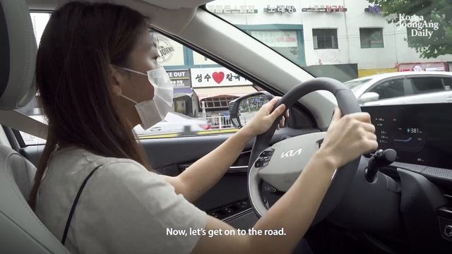 Test drive of the unpretentious Kia EV6 смотреть онлайн