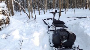 Мотобуксировщик Тофалар 500 в глубоком снегу. температура 0..-5.