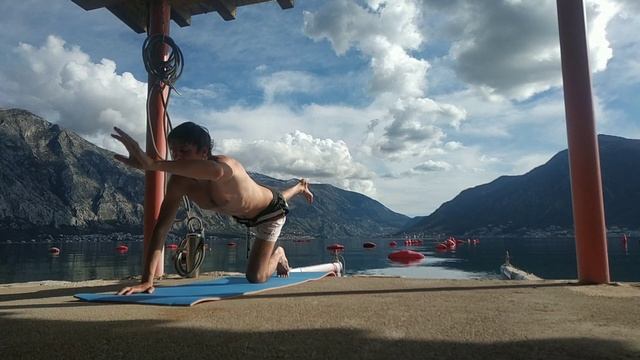 Зарядка и растяжка на каждый день смотреть онлайн