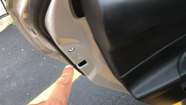 2018 Ford Focus - Child Safety a Lock смотреть онлайн