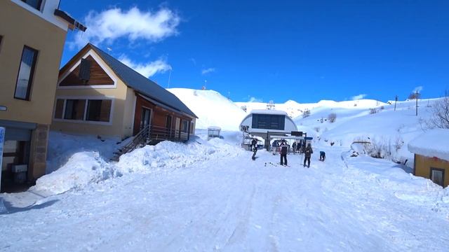 Гудаури пару дней катания / Как выглядит каталка на грузинском горнолыжном курорте в 2023г. смотреть онлайн