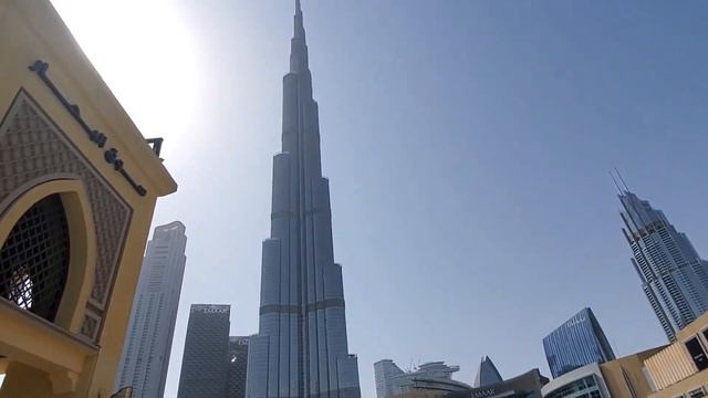 Dubai Adventures: A CRAZY Vlog Of CHAOS! смотреть онлайн