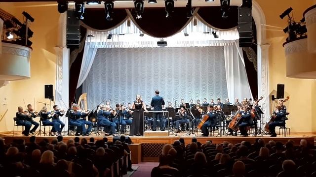 Романс Женьки из оперы "А зори здесь тихие" исп. Дарья Трифонова, дир. Павел Широков смотреть онлайн