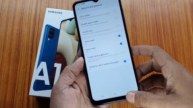 Samsung Galaxy A12 Unboxing, INDIAN Retail Unit смотреть онлайн