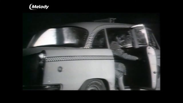 Michel Delpech - Loin d'ici смотреть онлайн