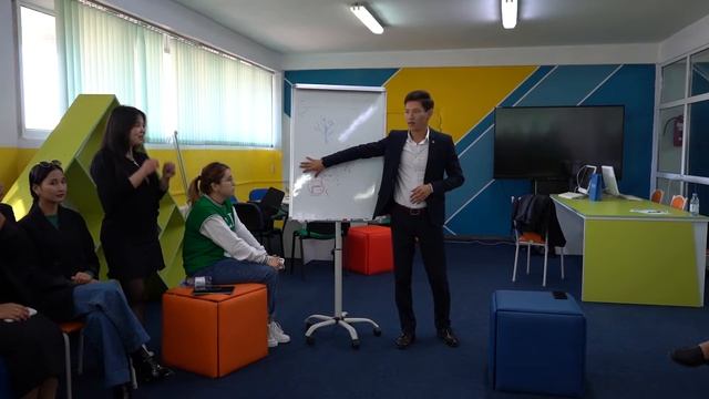 Встреча, мастер-класс на тему: "Ораторское искусство и риторика", спикер Ержан Даулетбаев смотреть онлайн