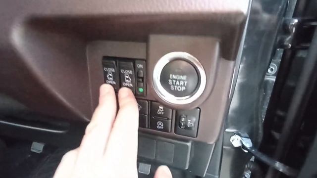 Toyota Tank 18г, 1.0, 4WD 53000км большой обзор смотреть онлайн