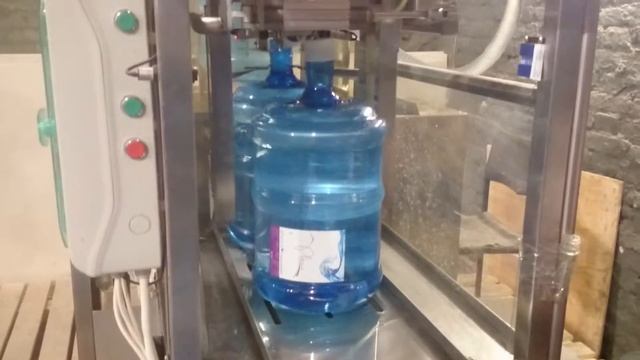 Закрепление пробки и выход бутылки смотреть онлайн