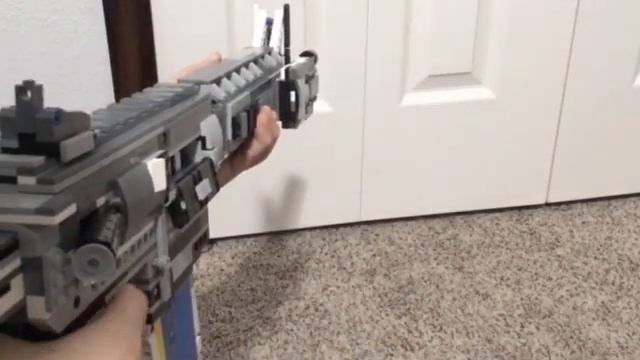 Lego Semi-Auto Brickshooter Assault Rifle смотреть онлайн