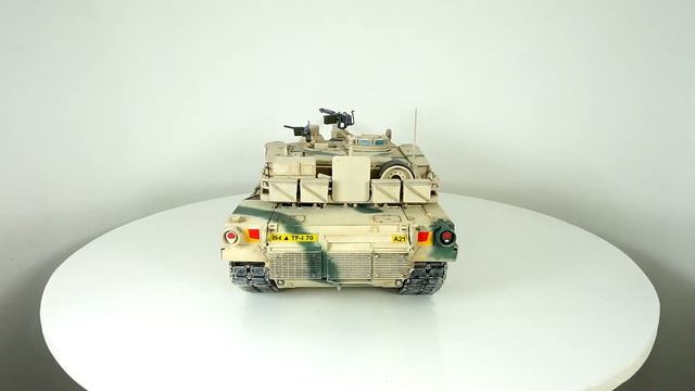 Abrams М1А2 1:35 (tamiya) обзор абрамс масштабная модель бронетехника танк / Model armored vehicles смотреть онлайн