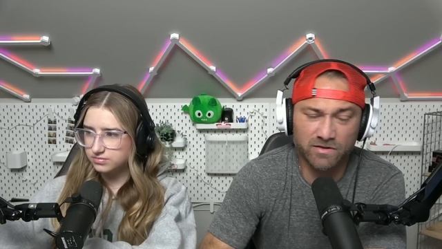 Trading Pets In Alphabetical Order! ABC Challenge! *Shocking* Roblox Adopt Me! смотреть онлайн