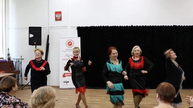 Танец "Самба" ў выкананні слухачак УЗВ смотреть онлайн