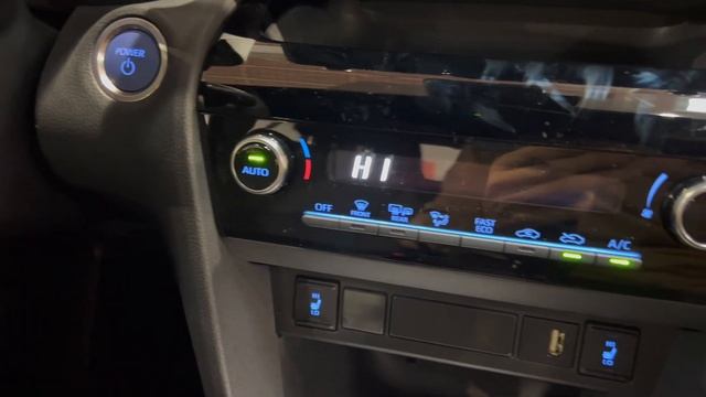 Toyota Yaris Cross 2023 - FIRST Look In 4K | Exterior - Interior (details), Price