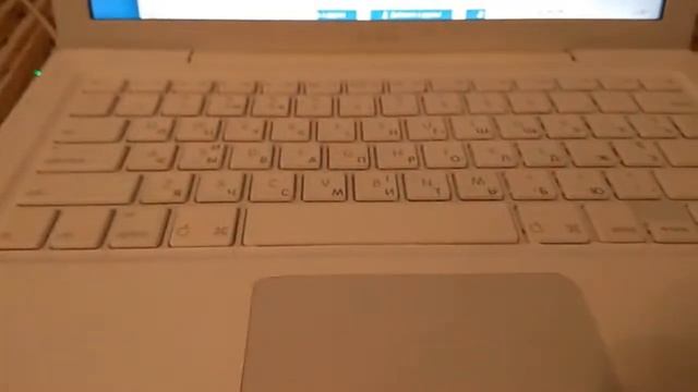 Топкейс macbook A1181. Обклейка топкейса самоклейкой за 1$. смотреть онлайн