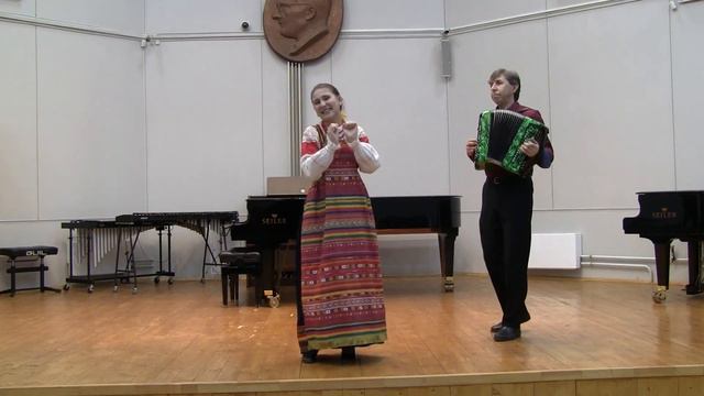 "Комары-комарики" - слова и музыка Г. Федульева смотреть онлайн