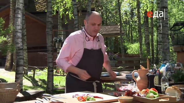 Шипящая сковородка с горячим лобио | Лазерсон. Гриль смотреть онлайн