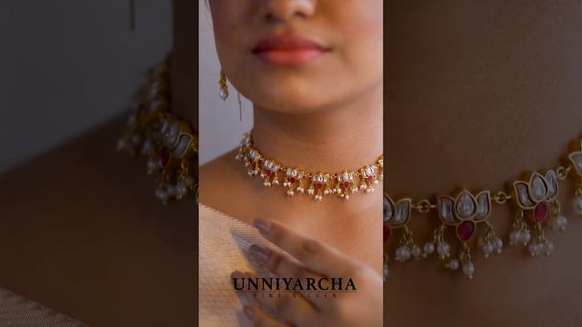 SILVER 92.5 LOTUS POLKI KUNDAN NECKLACE смотреть онлайн