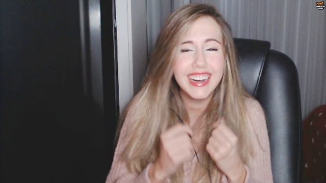 LEVANDO GANK DA POLÍCIA NO MEIO DA LIVE - CLIPS ENGRAÇADOS смотреть онлайн