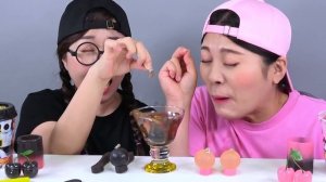 Розовая еда VS Вызов черной еды DONA ДОНА Русский