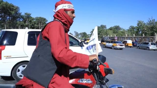 Images of Taliban fighters in Afghanistan's Herat | AFP смотреть онлайн