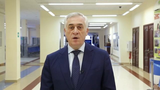 Ректор УрГЭУ Яков Силин о текущей ситуации в университете на 24 марта 2020 г. смотреть онлайн