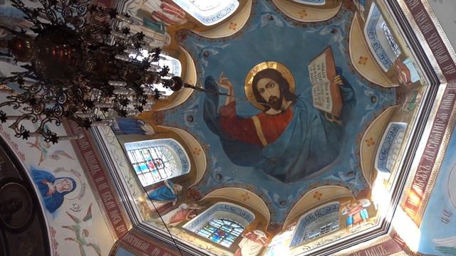 Свят Господь Бог Наш смотреть онлайн