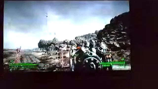 Fallout 3 Weird Skeleton Glitch Leads To Crash | DanQ8000 смотреть онлайн