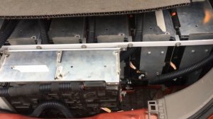 Установка второй батареи на Nissan Leaf часть 2