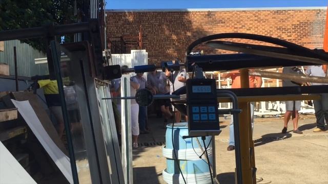 Prototype 1 StructGlass Balustrade Load and Impact Destruction Test смотреть онлайн