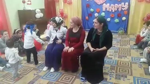 МКДОУ Д/С "РАДУГА 1" С НОВЫЙ КОСТЕК 8 МАРТА смотреть онлайн