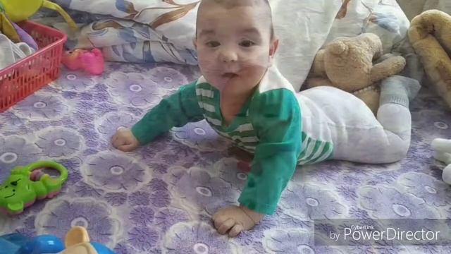 Первый год жизни моего сыночка в 5 минутах... смотреть онлайн