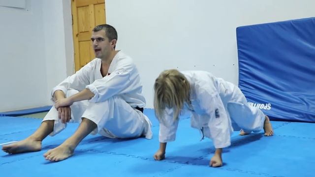 Отжимания от пола на кулаках смотреть онлайн