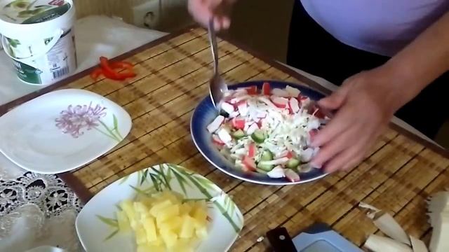 Салат из пекинской капусты и ананаса смотреть онлайн
