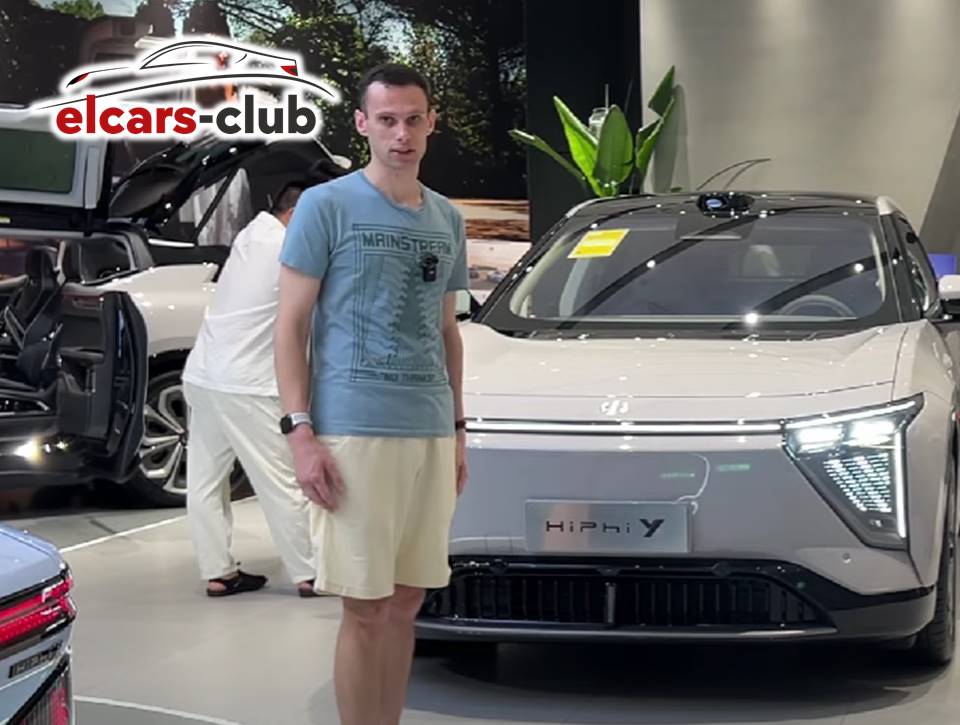 HiPhi Y Получаем через месяц