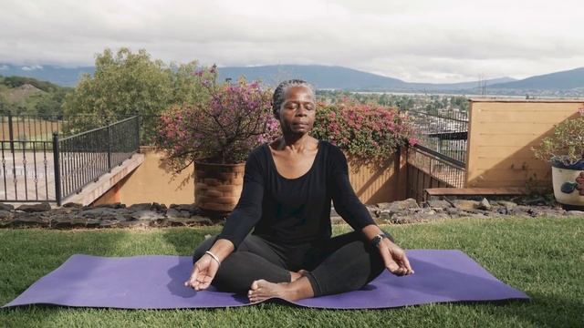 Vídeos de Yoga, Pilates y Meditacion online. Yoga en casa смотреть онлайн