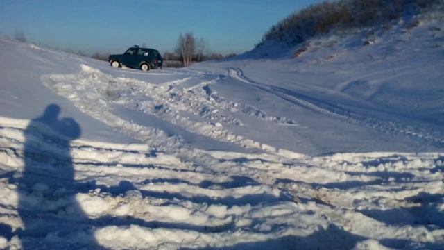 Маршрут Выходного Дня (МВД) Нива против Шнивы по снегу и склонам