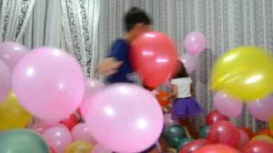 Baloons Шарики воздушные шарики лопает много воздушных шаров mange beaucoup de ballons