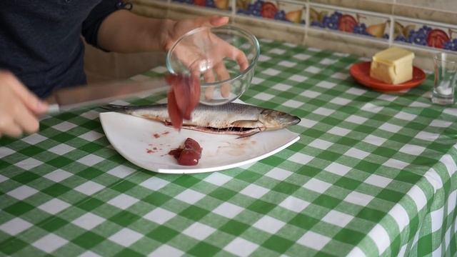 Обалденно вкусная и простая намазка на хлеб к чаю. Закуска "Селедочное масло" смотреть онлайн